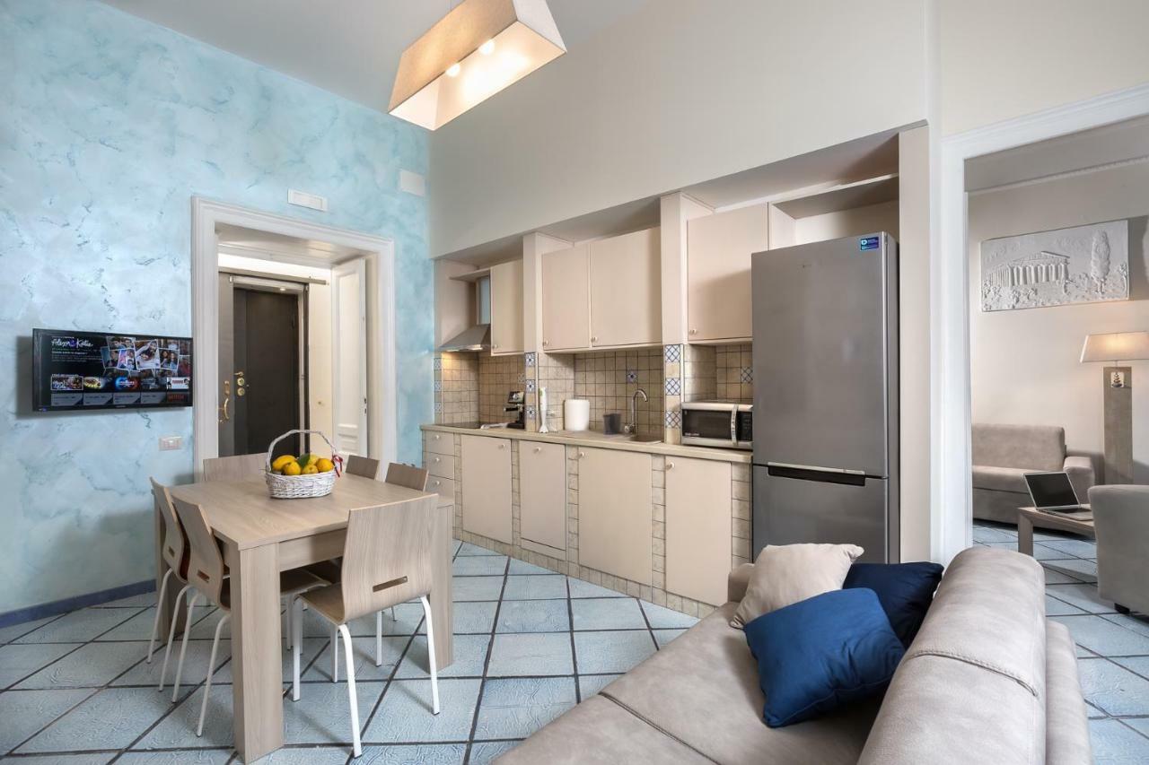 Residenza Santa Lucia A Mare Villa Naples Luaran gambar